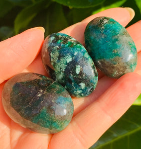 Emerald Rare Small Palm Stone Tumble Stones - Dragon Mama Crystals 