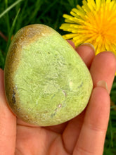 Load image into Gallery viewer, Green Opal PalmStone - Dragon Mama Crystals 