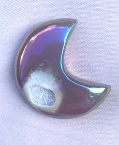 Aura Agate Moon - Dragon Mama Crystals 