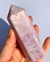 Load image into Gallery viewer, Kunzite Tower - Dragon Mama Crystals 
