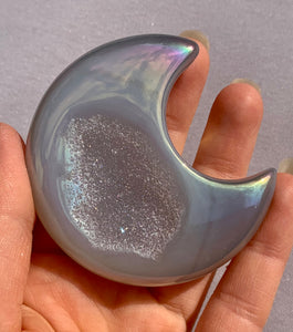 Aura Agate Moon - Dragon Mama Crystals 