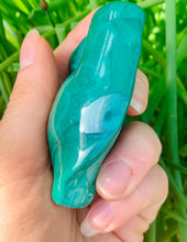 Load image into Gallery viewer, Malachite Freeform - Dragon Mama Crystals 