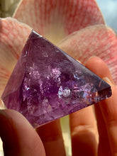 Load image into Gallery viewer, Amethyst Pyramid with Rainbows and Rainbow light codes - Dragon Mama Crystals 
