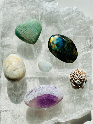 MYSTERY Mixed Gift Set - Small - Dragon Mama Crystals 