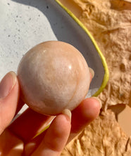 Load image into Gallery viewer, Morganite Peach Rare Sphere - Dragon Mama Crystals 