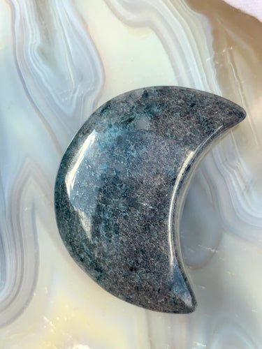 Trolleite Moon - Dragon Mama Crystals 