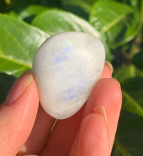 Load image into Gallery viewer, A Grade Moonstone Tumble Stones With Flash - Dragon Mama Crystals 