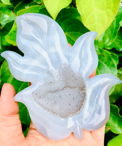 Agate Crystal Leaf 1 - Dragon Mama Crystals 