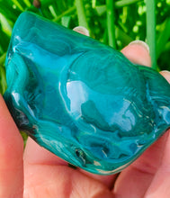 Load image into Gallery viewer, Malachite Freeform - Dragon Mama Crystals 